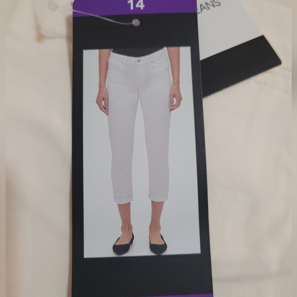 Calvin Klein Capris ~ Size 14